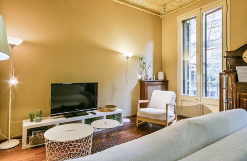 L'Antiga Esquerra de l'Eixample Apartment | Modernist style apartment in central Barcelona