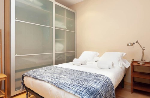 L'Antiga Esquerra de l'Eixample Apartment | Apartamento en ENRIQUE GRANADOS 2 PAX BARCELONA