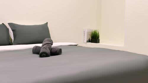Taman Seri Gombak House | Batu Caves Landed Home for 10 Pax with Free WiFi & Netflix