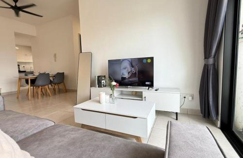 Bandar Menjalara Apartment | Kepong 3 room 2-11 pax near 翠花楼 15 min to KLCC