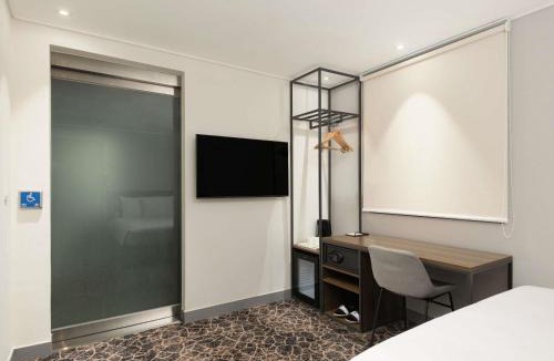 Ikseon-dong Hanok Village Hotel | ibis Ambassador Seoul Insadong-Newly renovated in 2025