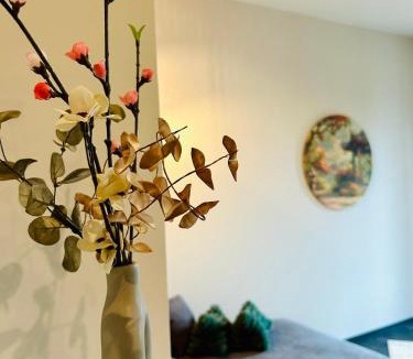 Altlandsberg Apartment | Deluxe Apartment im Grünen mit Balkon und Frühstück im Hotel Reindahls