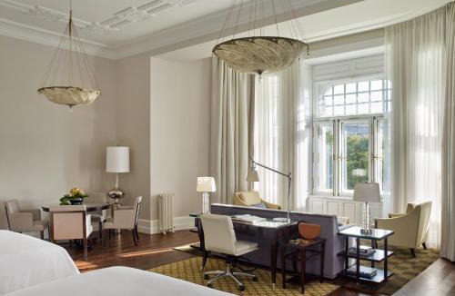 Belvaros - Lipotvaros Hotel | Four Seasons Hotel Gresham Palace Budapest