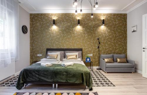 Castle Hill Apartment | Buda Castle Serpentine Apartments