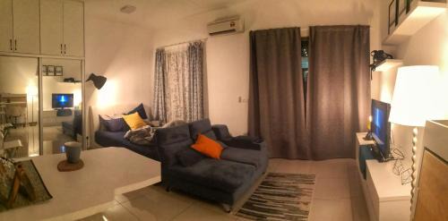 Cyberjaya Apartment | 1-2 Guests, HBO-GO TV, Located High Level, Quiet-Studio Home, Cybersquare in Cyberjaya, Flexihome-MY