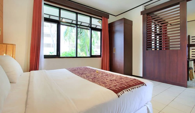 Puri Naga Beachfront Cottages