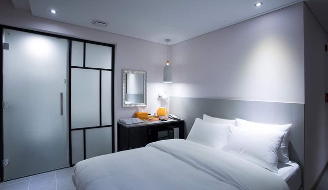 Hotel Millhaus Shinchon