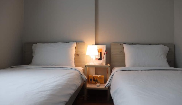 YH GuestHouse - Hostel
