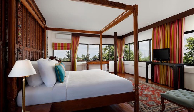 Shanti Estate Seminyak by Nakula