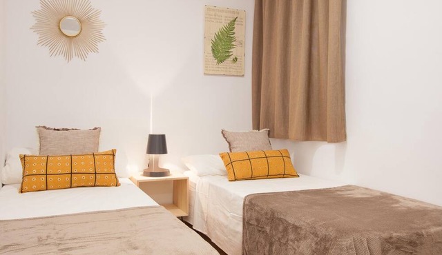 Europa Fira Apartment 14