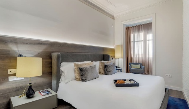 Casagrand Luxury Apartments Barcelona