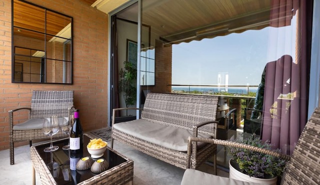 APARTMENT SEA VIEWS IN BARCELONA