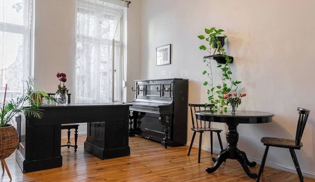 Artistic Apartment in the Heart of Berlin