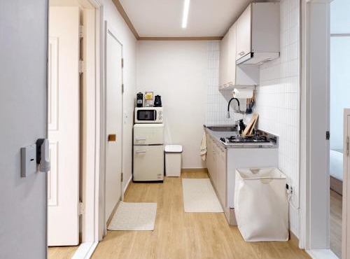 "Newly Opened" Sinnonhyeon Station 5minutes, Gangnam Plastic Surgery, Severance Hospital, COEX, airport bus 5minutes, Hongdae 30minutes, Itaewon 15minutes, 명동 30minutes