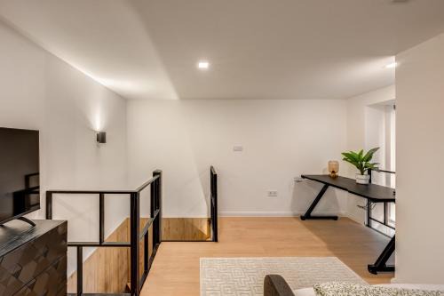 WestEnd Suite V12