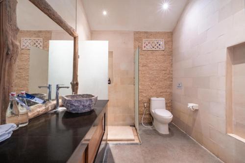 Aveli Villa 5 Bedroom with Pool at Seminyak 5 Mnt To beach by Car