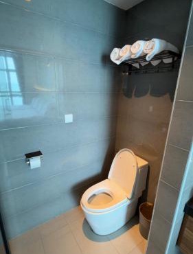 Seaview Tropical Villa Highest Floor Superior Studio 4pax Fully Renovated Imperium Residence Kuantan