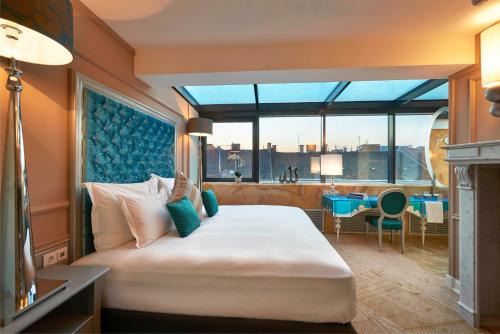 Aria Hotel Budapest by Library Hotel Collection