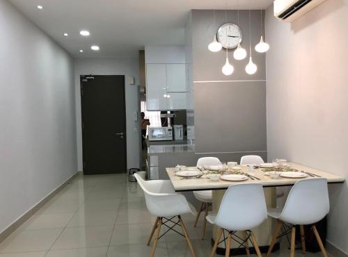 Modern Escape Urban 360 by LUVIT STAY