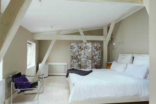 Weinberg 5 by Suite030