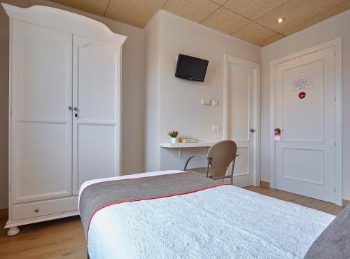 Hostal Nobadis