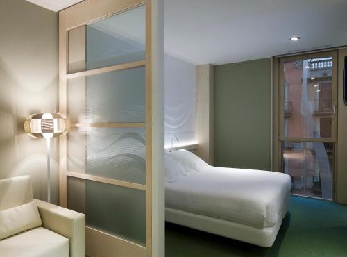 Ako Suite Hotel